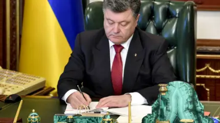 Операция «децентрализация»: как Порошенко ставит регионы на колени