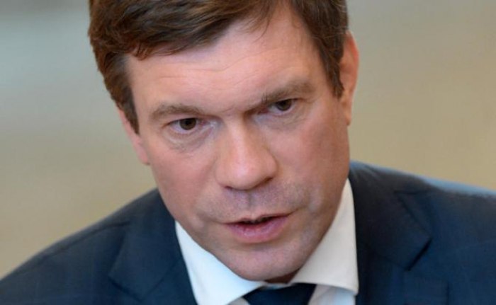 Царев: Чем больше говорят политики и дипломаты, тем меньше стреляют военные