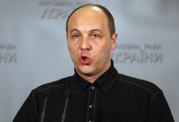 Парубий начал новую сессию Верховной Рады с проклятий в адрес России