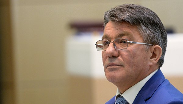 Озеров прокомментировал появившийся в СМИ план снятия санкций с России