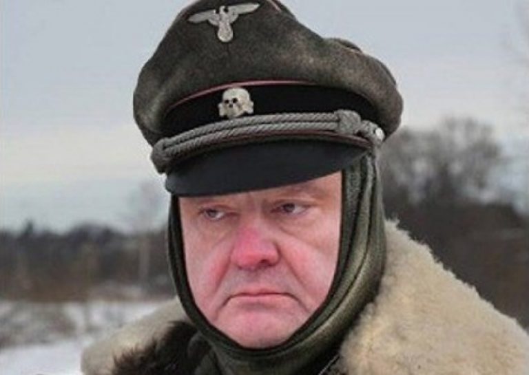 Голый зад главкома Порошенко