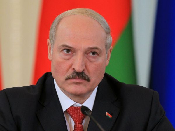 Батька нефть на независимость не меняет