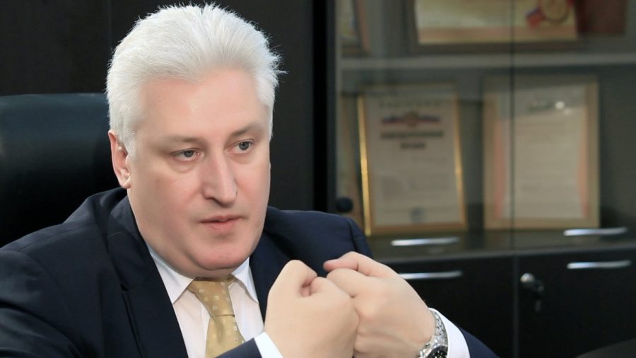 Коротченко высмеял перл Уотерс: Надо же быть такой непроходимой дурой!