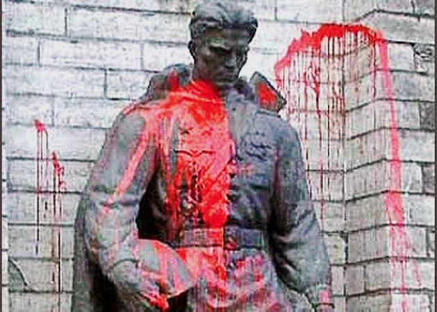 «Дяденька, не говори по-русски» — в Латвии объявлен русофобский конкурс