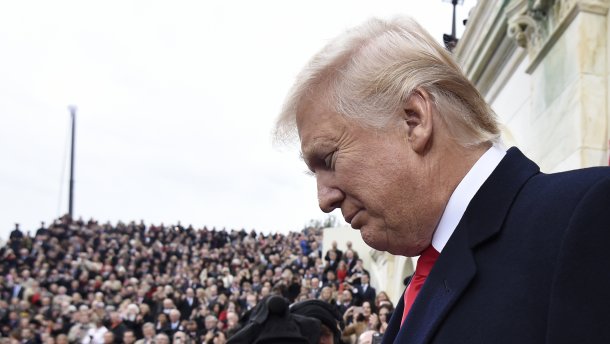 Трамп «сдал» сторонника восстановления отношений с Россией