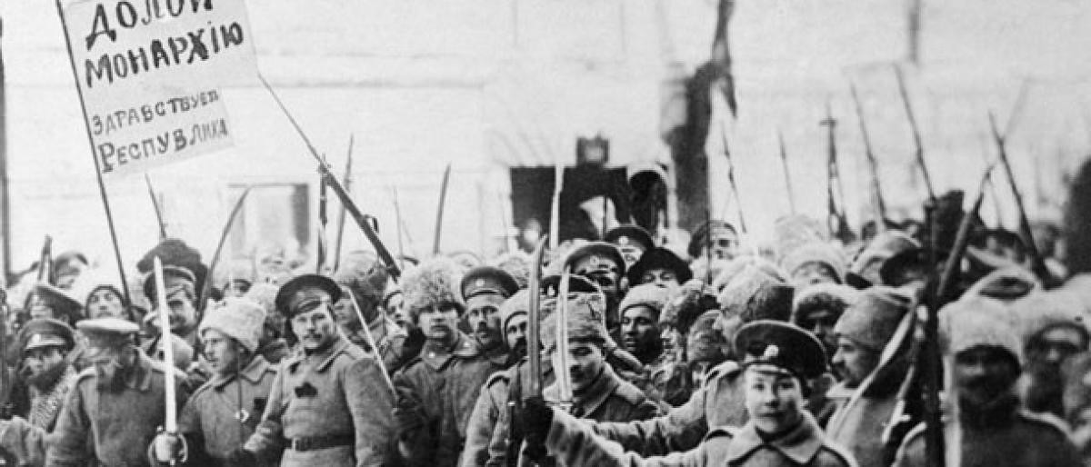 Россия неслась в пропасть…