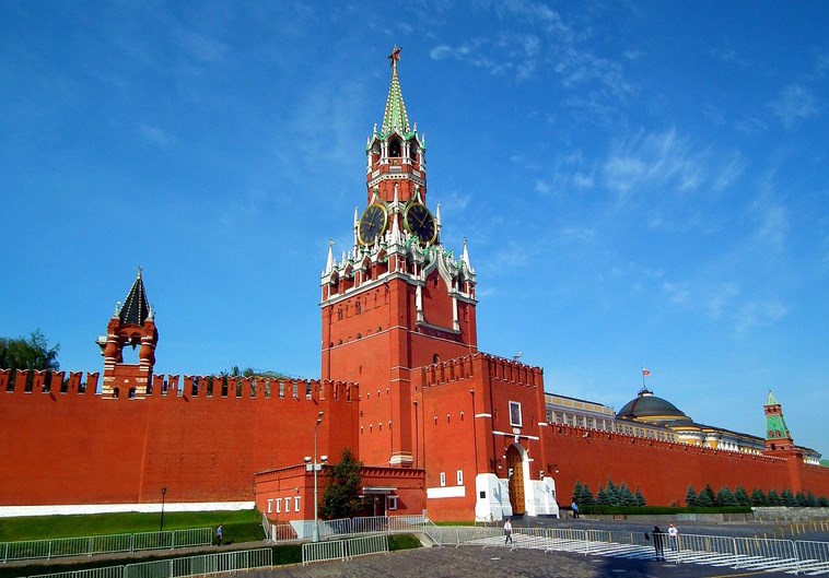 Проект «ЗЗ». Отстаньте, психи, от России: вглядитесь в собственный дурдом!