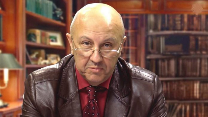 Андрей Фурсов: Глупость или измена?