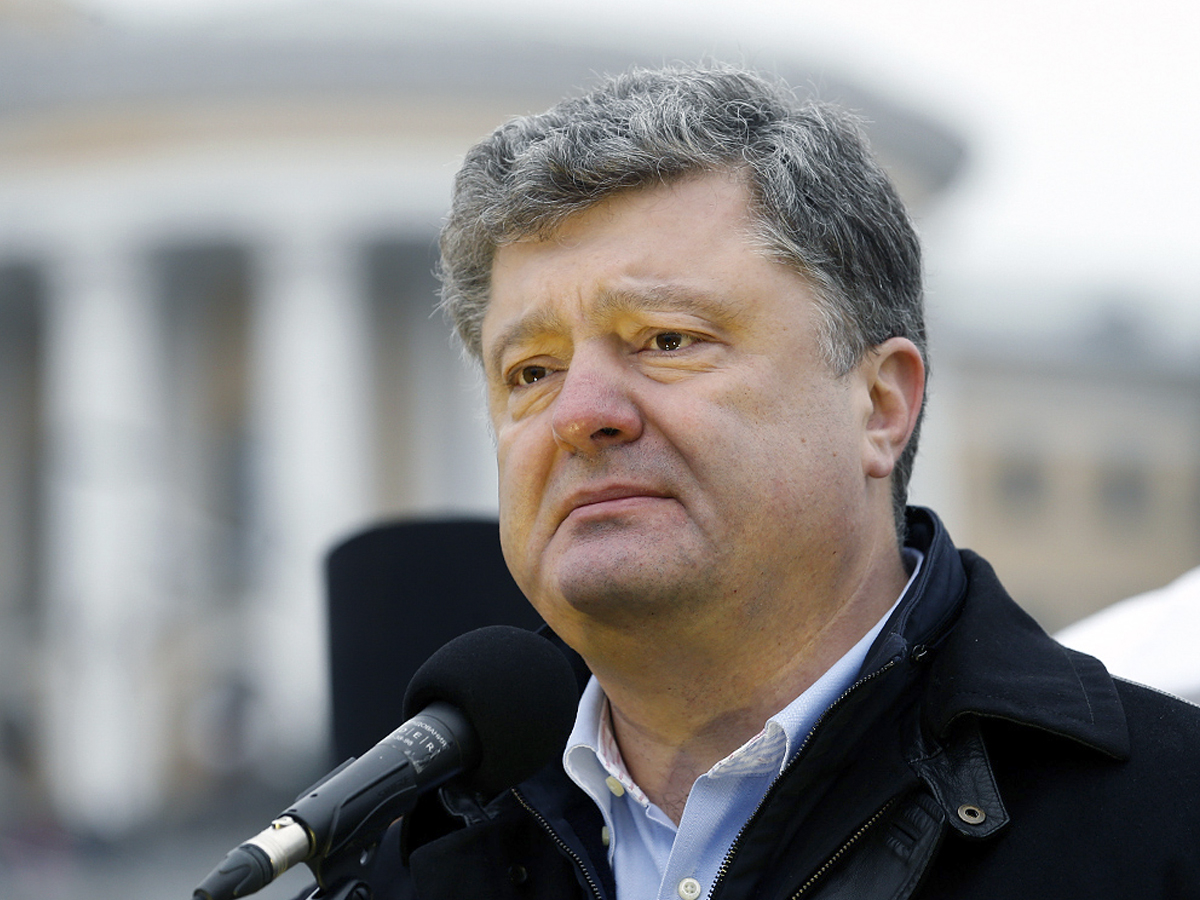 Расстрельные списки Трампа: Вашингтон нагнул банду Порошенко