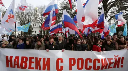 Во время Русской весны крымские чиновники-«папуасы» гадали, кому присягнуть