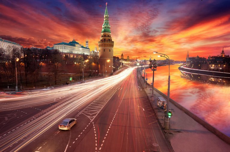 С тяжелым сердцем — из Москвы в Киев