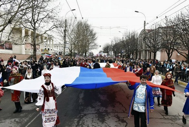 "Спецагент Кремля" раскрыл неизвестные страницы "Крымской весны"