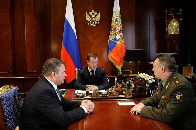 Проект «ЗЗ». Запад верит: в Кремле обитает помещик