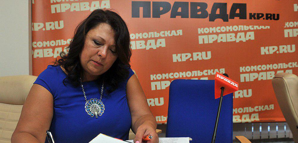 Писательница Сапожникова резко ответила «беспросветным литовским трусам»