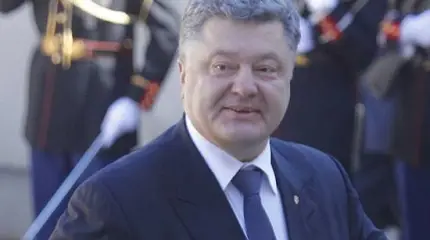 Удар в спину: Запад начал публиковать компромат на Порошенко