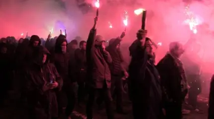 Приехавшие в Прагу украинцы встретили Новый год бандеровскими лозунгами