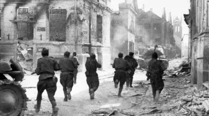 Латвия заплутала между Гитлером, Сталиным и «национальной гордостью»