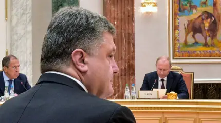 Друзья навеки: Украина отказывается разрывать договор с Россией