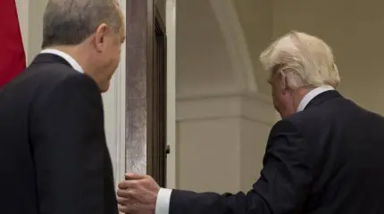 Трамп не звонил, Эрдоган обиделся: как потомок янычар развязал язык Госдепу