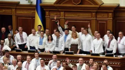 Кушайте, не обляпайтесь, громадяне!