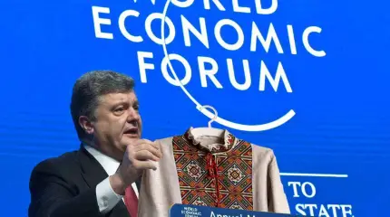 Украинцы подняли на смех Порошенко, потребовавшего оголиться журналистку