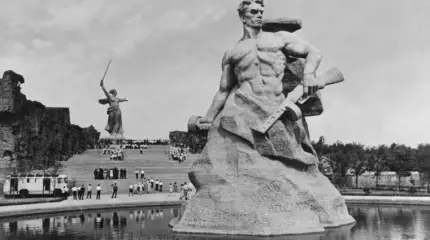 Сталинград, также как и Крым, должен «вернуться» в Россию