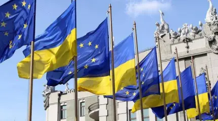 Запад целится в Украину «коктейлем Молотова-Риббентроппа»