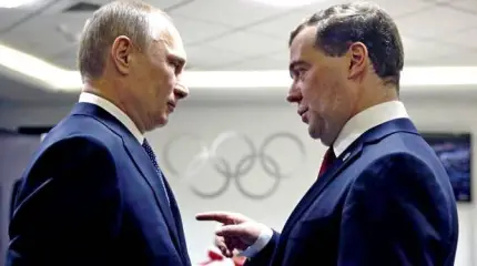 «Весёлые старты» Путина и Медведева: России деньги некуда девать