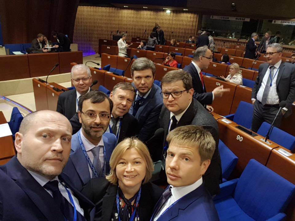 Рекорды неадекватности: делегация Украины в ПАСЕ «подставляет» дипломатов