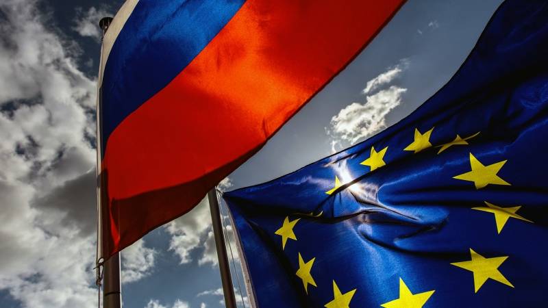 Западный истеблишмент не в состоянии вести против России холодную войну