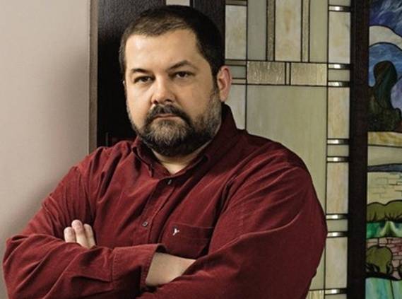Сергей Лукьяненко: Сирия или Украина - где «бахнет» Запад?