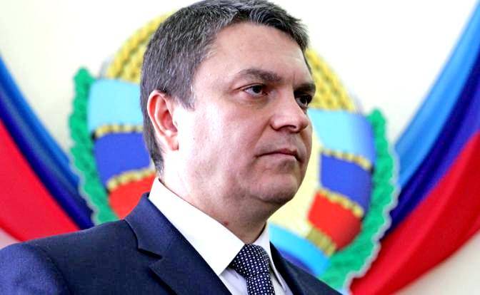 Неужели власти сдают Луганск Украине?