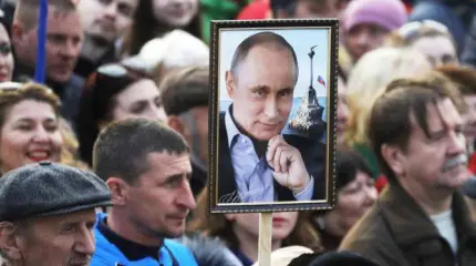 Россия сможет защитить Крым, если сменит элиту
