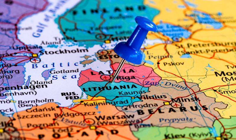 Изгнание русских продолжается: что делать России?