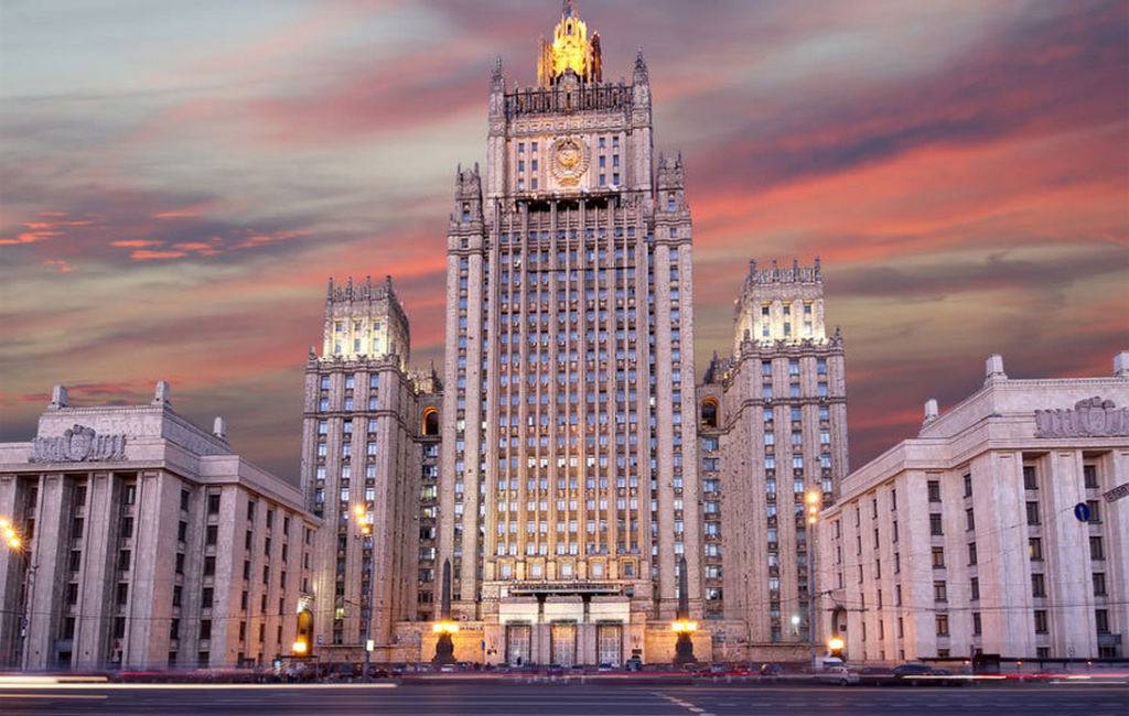 Немецкие СМИ о высылке дипломатов РФ: этот неумный шаг обрадует Москву