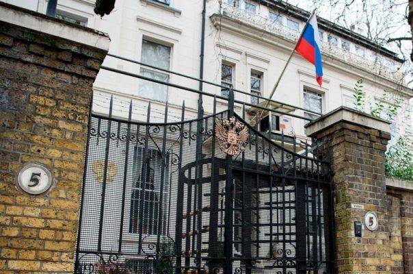 Опасная предсказуемость: СМИ Запада оценили ответ РФ на высылку дипломатов