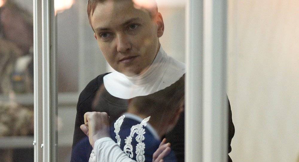 Суд над Сачвенко: здание заминировали, зал кричит «ганьба»