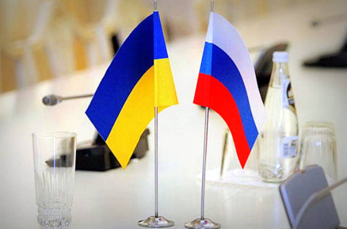 Украина: С кем выгоднее дружбу водить?