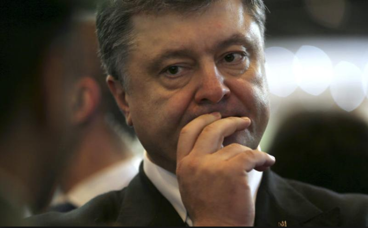 Администрация Порошенко в панике: скрытый компромат заинтересует Запад
