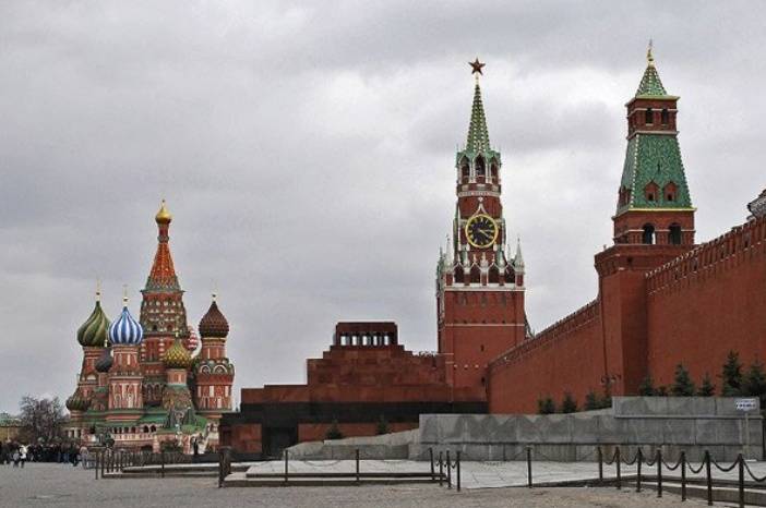 Почему многие не замечают появления у России новой национальной идеи