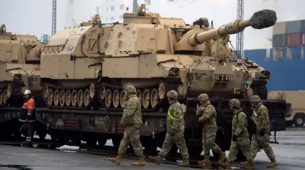 «Мы оплатим вам военную базу»: сколько Польша отдаст за преданность США?