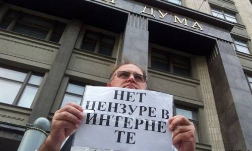 Дума предлагает ввести миллионные штрафы за отказ от цензуры