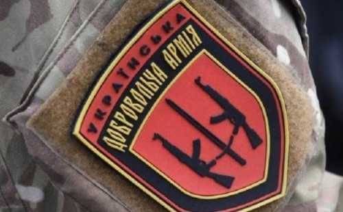 Кому нужны нацисты Яроша