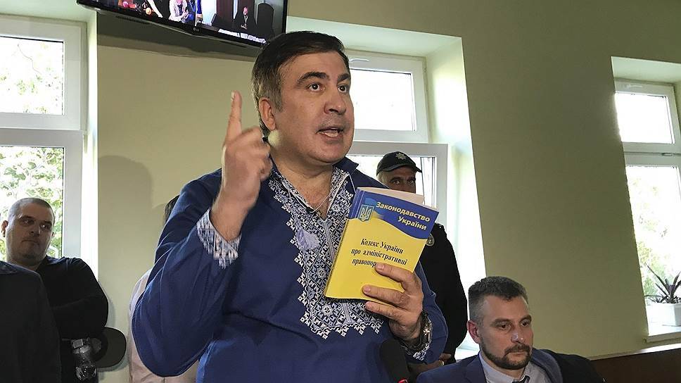 ЦИК Украины отказала Саакашвили в регистрации партии и обратилась в полицию