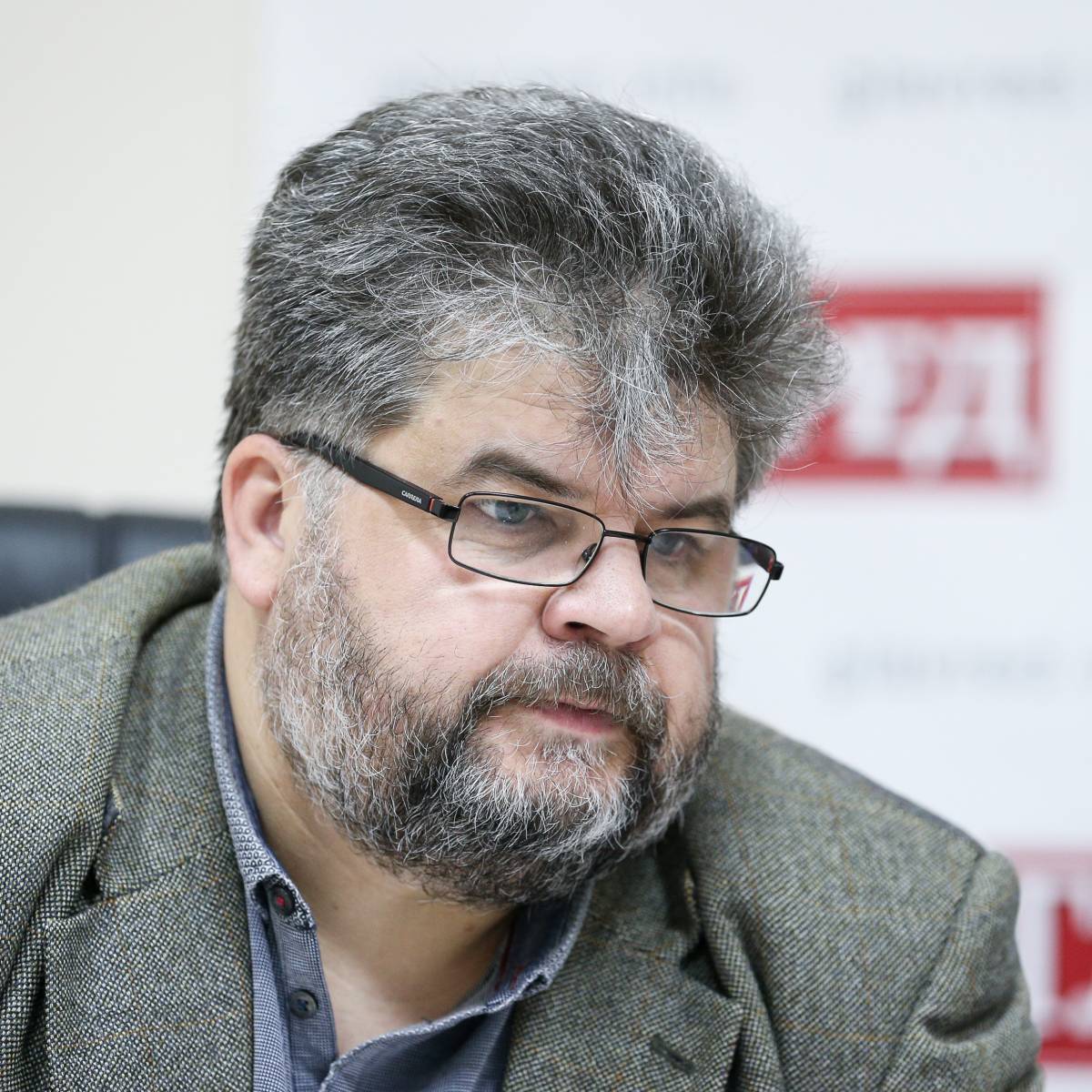 Яременко: Европа вежливо послала Украину из-за России