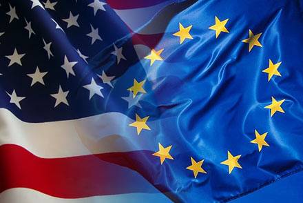 Польша призывает Европу объединиться с США против России и Китая