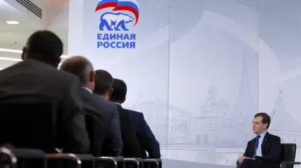 За политику правительства Медведева стыдно даже единороссам
