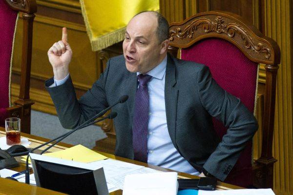 Украинские националисты хотят законсервировать плоды майдановского безумия
