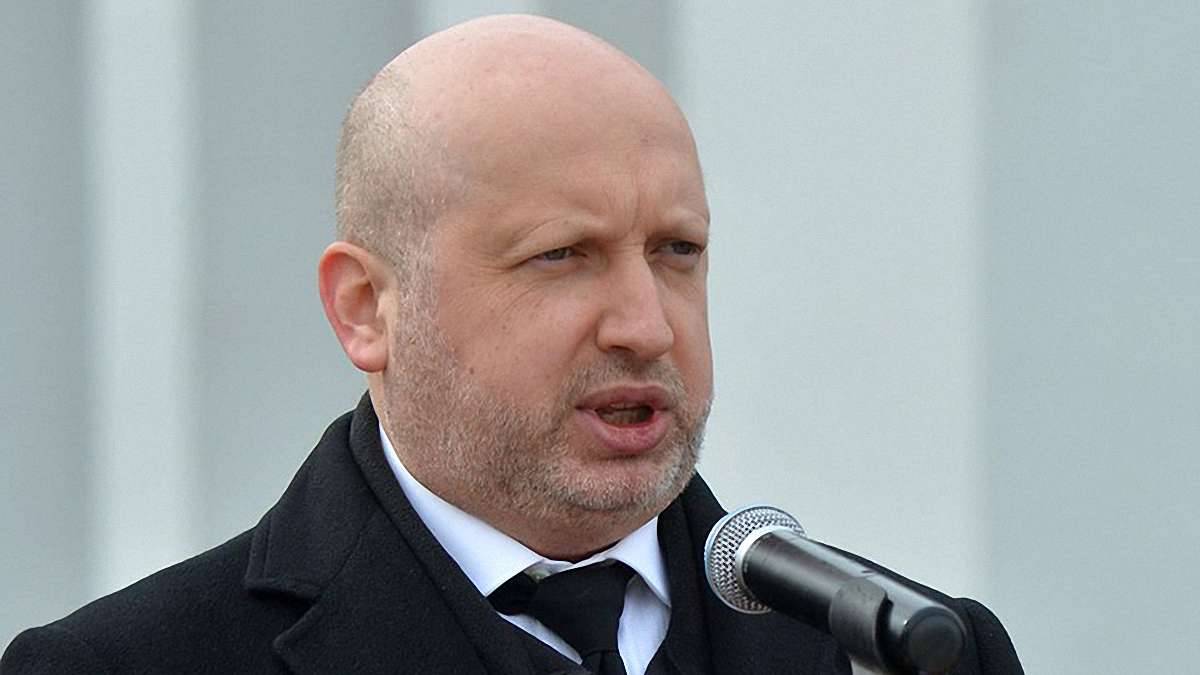 Турчинов угрожает Украине третьим Майданом из-за опасения сесть пожизненно