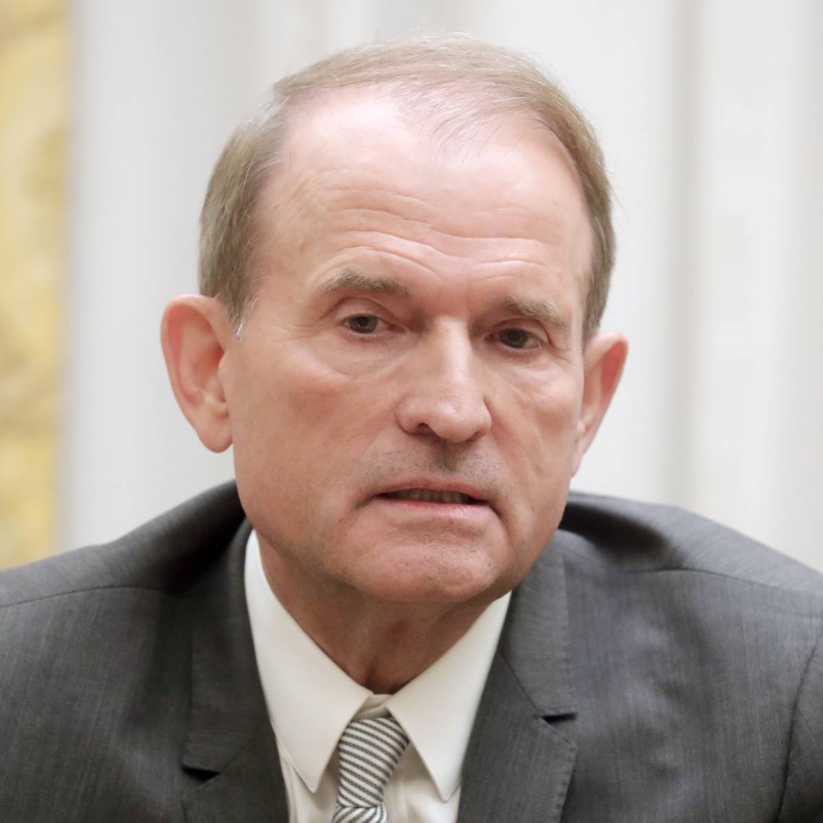 Медведчук пояснил, зачем он разговаривает по-русски